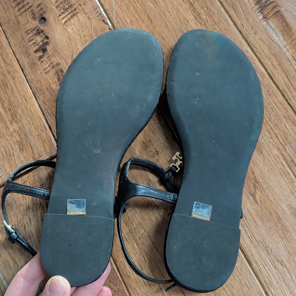 Tory Burch Marion Quilted Black Thong Sandals - Picture 7 of 7